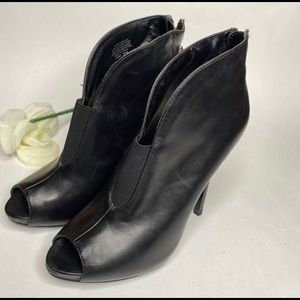 GUESS black leather peep toe booties